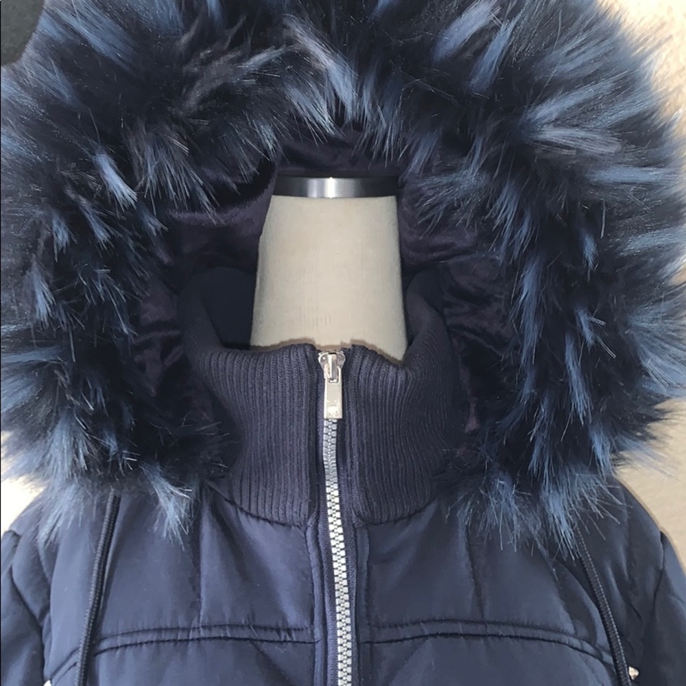 Winter coat - Picture 2 of 8